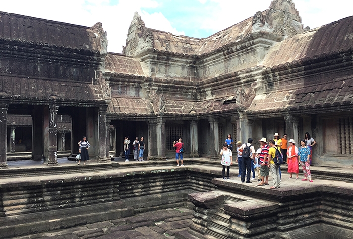 Biking Angkor Wat 5 days